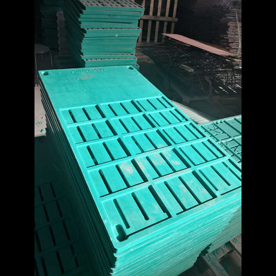Pig slats BMC floor