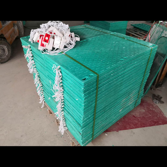 Pig slats BMC floor