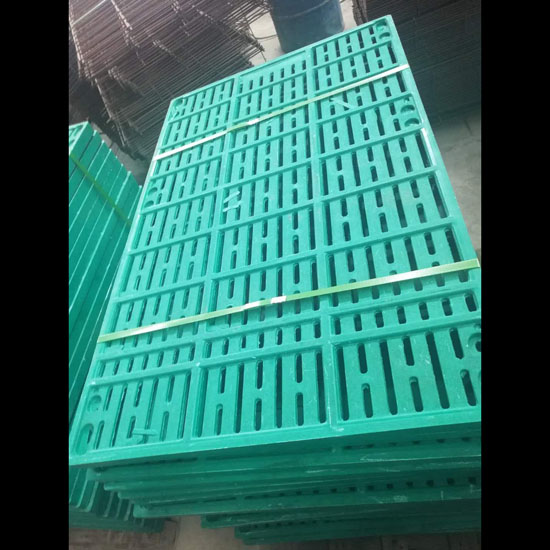 Pig slats BMC floor